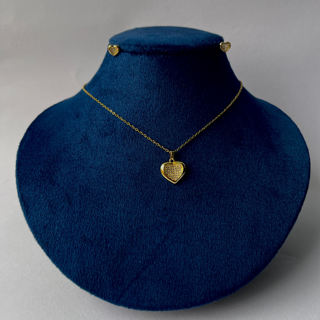 Golden Heart Pendant Set