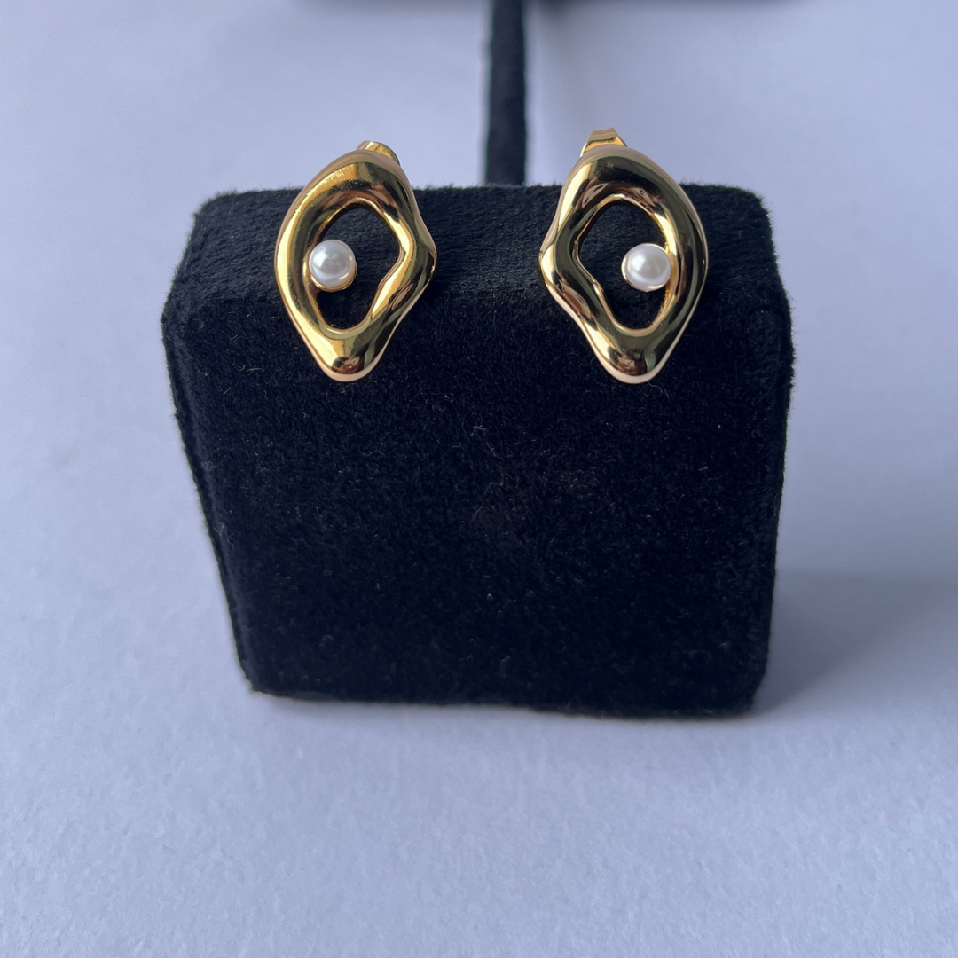 Golden Wave Pearl Studs
