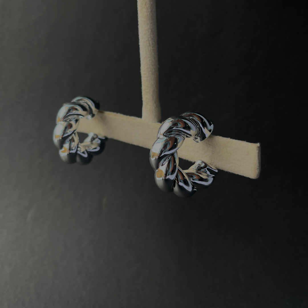 Bold Twist Chunky Hoops