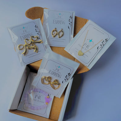 Blush & Gold Jewellery Hamper